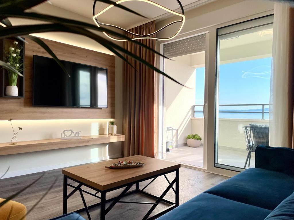 Apartment Linda With Panoramic Sea View Makarska Eksteriør billede