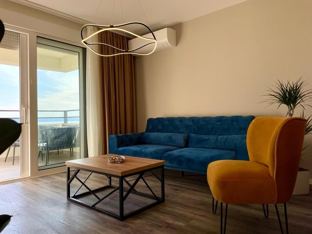 Apartment Linda With Panoramic Sea View Makarska Eksteriør billede